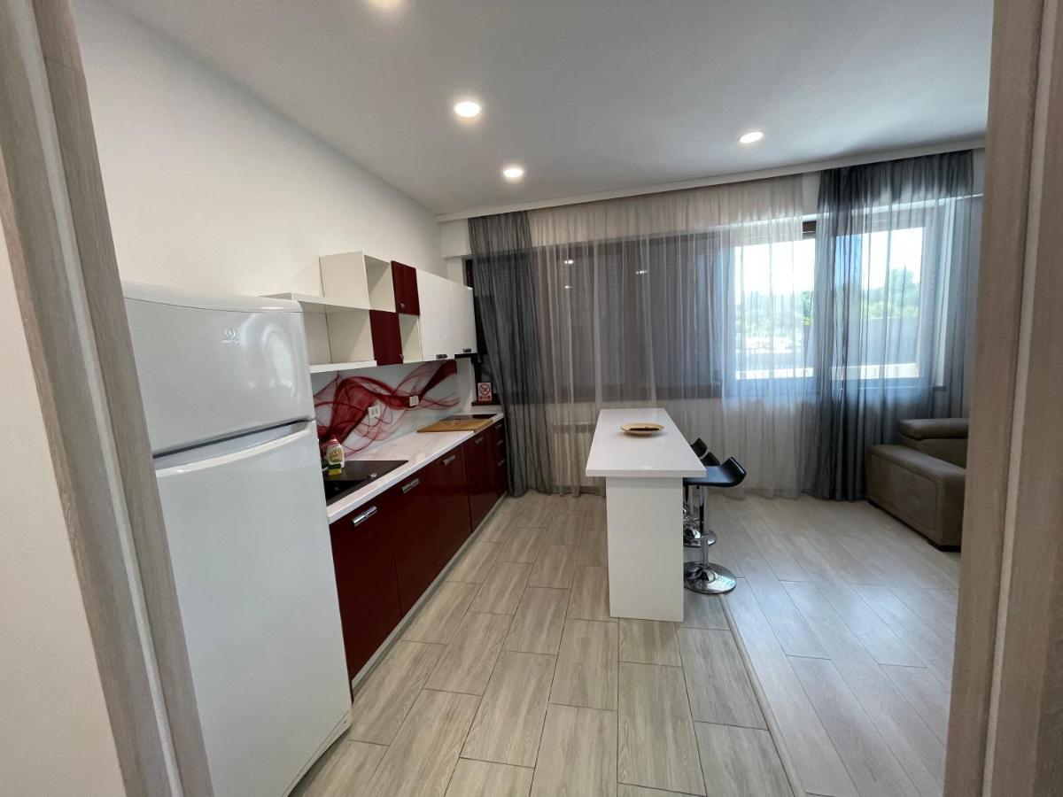 Mamaia Lake Apartments 콘스탄차 외부 사진