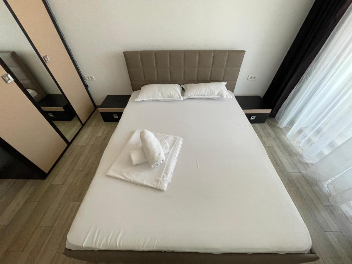 Mamaia Lake Apartments 콘스탄차 외부 사진